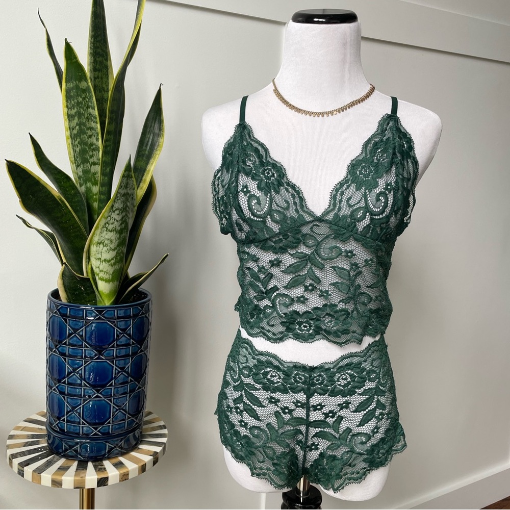 Lace Bra & Panty Set